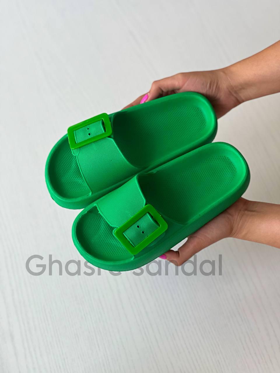 میترا زنانه