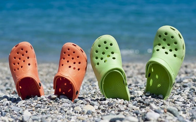 چرا کراکس مردانه بهترین انتخاب برای فعالیت‌های خارج از منزل است؟