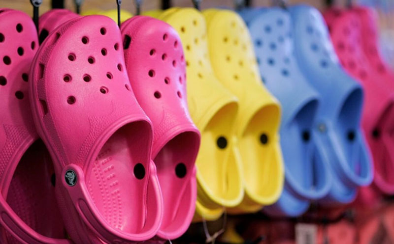 چرا کراکس مردانه بهترین انتخاب برای فعالیت‌های خارج از منزل است؟