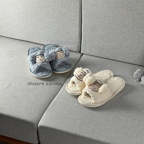 پاپوش جلو باز میشا زنانه